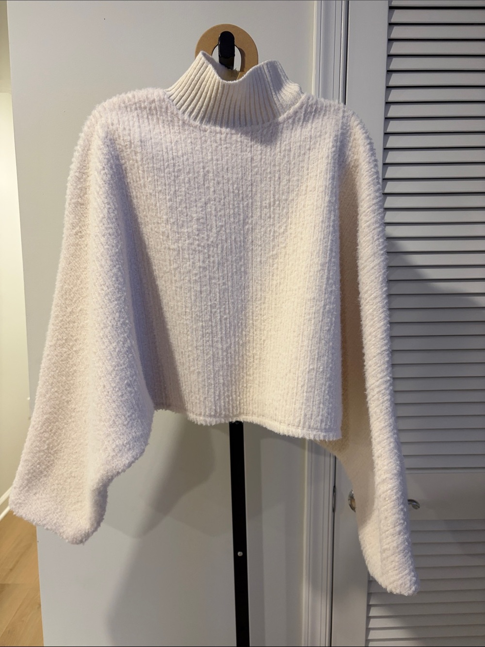 Zara Cream Oversized Cropped Mock Neck Sweater XS/S
